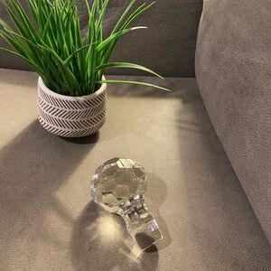 ANTIQUE CUT  Crystal Heavy. Lead Crystal Glass Decanter's Stopp…